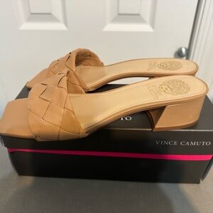 Vince Camuto Semetra Sandals-Like New